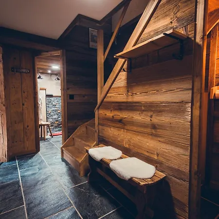 Chalet Savoya