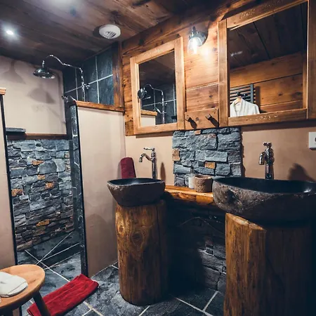 Savoya Chalet