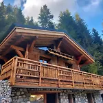 샬레 Savoya Lodges, 4 Prives, De 2 A 40 Personnes
