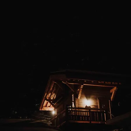 Savoya Chalet Chatel