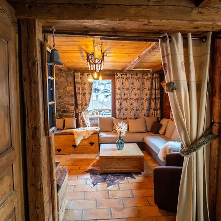 Chalet Savoya *
