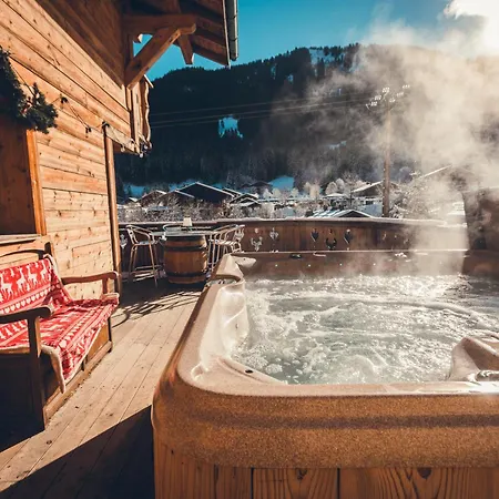 Savoya Lodges, 4 Prives, De 2 A 40 Personnes